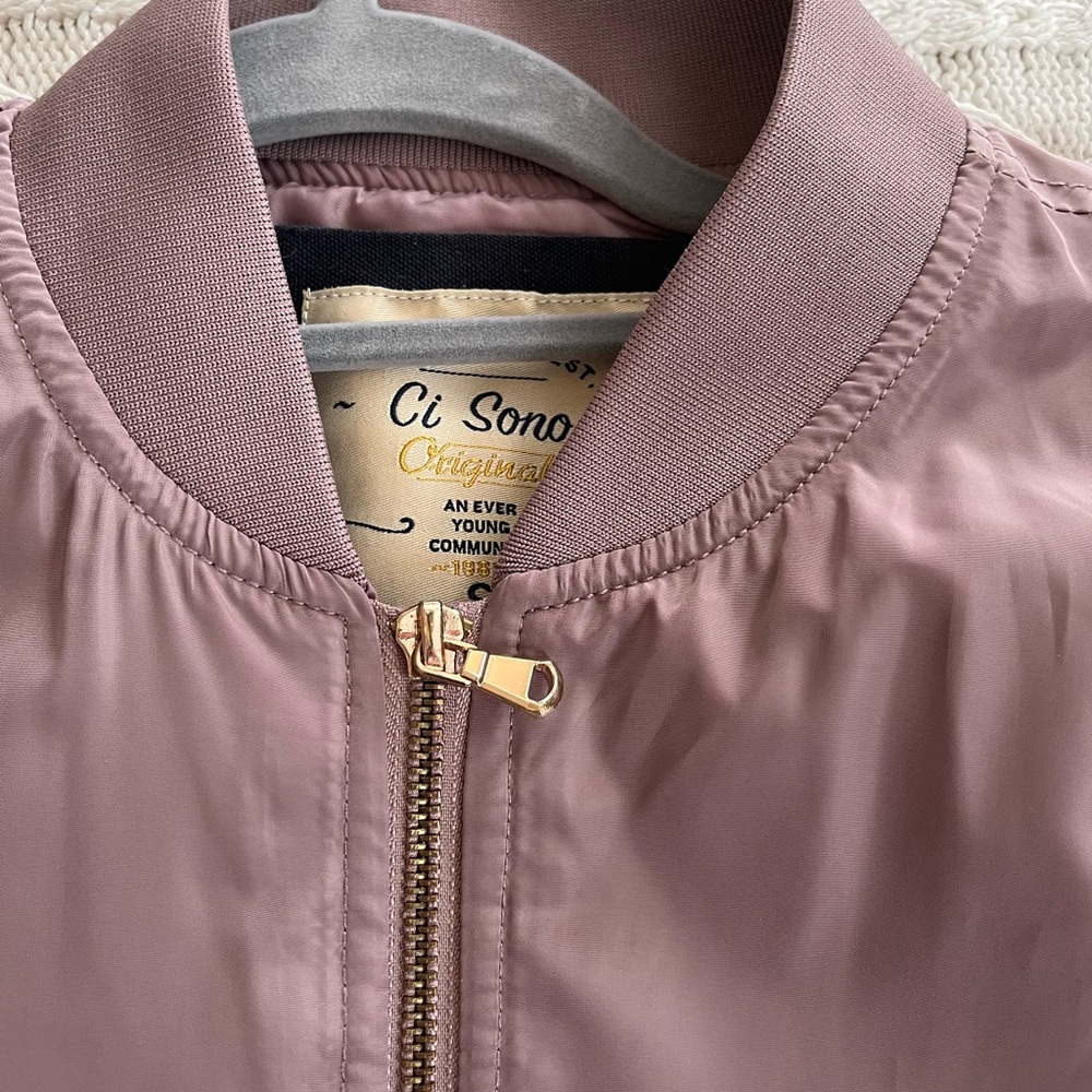 Ci Sono Dusty Lavender Bomber Jacket with Gold Detail Women’s Size Small - Picture 9 of 16